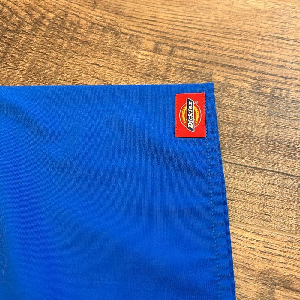 Scrub Top - Picture 3 of 8